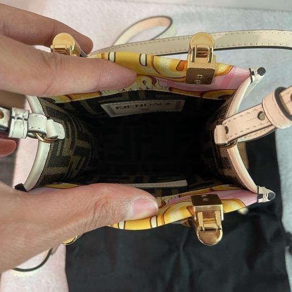 Authentic Fendi x Versace ‘ Fendace ‘ mini sunshine shopper - Picture 2 of 8